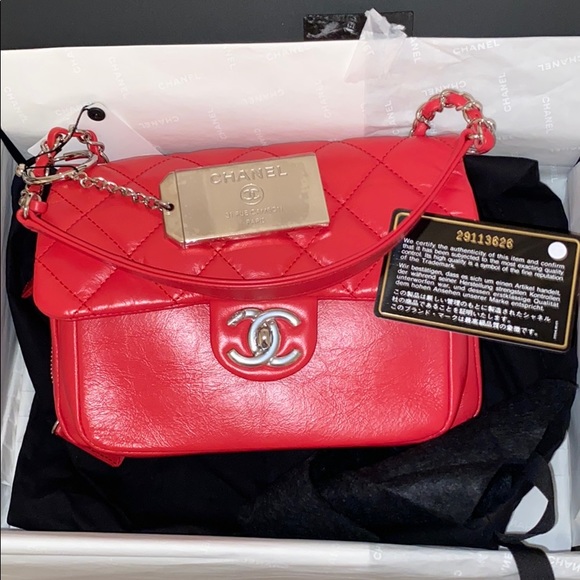 ❌SOLD❌RED CHANEL CAMERA BAG SHW CROSSBODY KEYCHAIN - Picture 15 of 15
